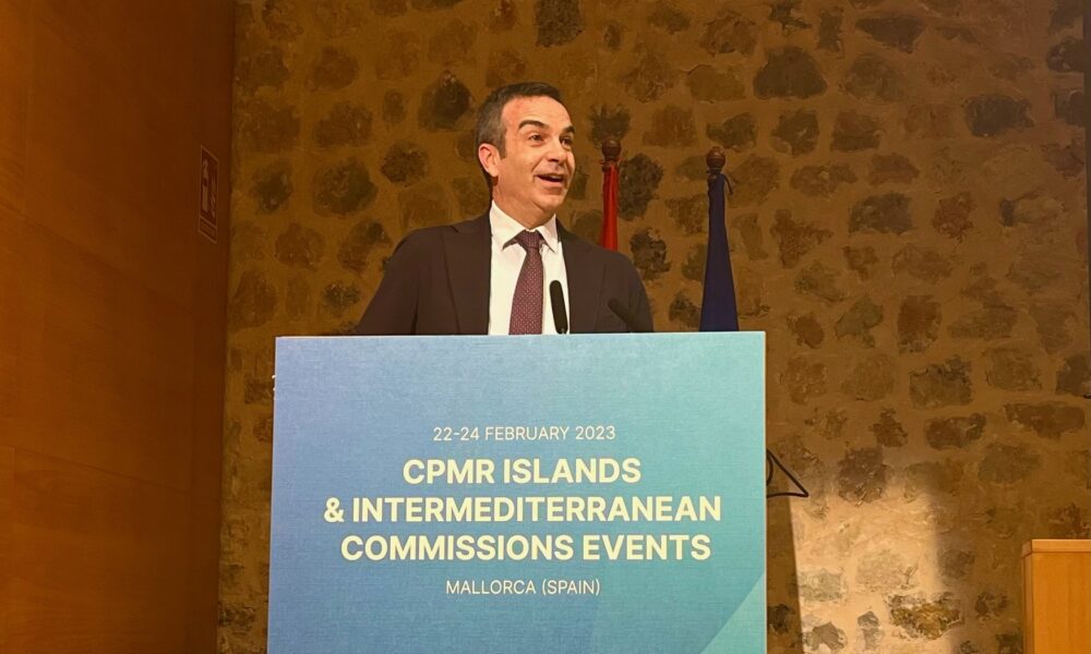Mediterraneo, l’annuncio di Occhiuto: «La Calabria ospiterà la Plenaria della Commissione Intermediterranea della Conferenza delle Regioni periferiche e marittime»