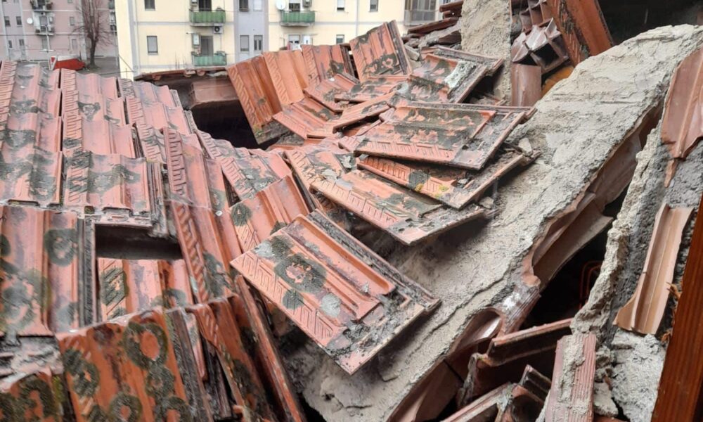 Tromba d’aria a Cosenza: tetti divelti e centralino dei soccorsi in tilt. Due feriti lievi