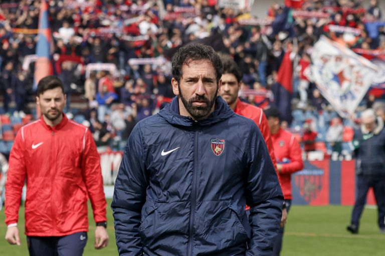 Cosenza Calcio, la società esonera il tecnico Fabio Caserta