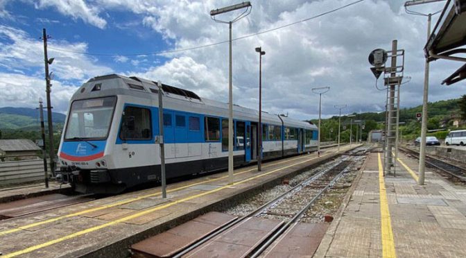 Disdetta dei contratti di II livello, Ferrovie della Calabria: “necessario per affronttare le difficoltà”