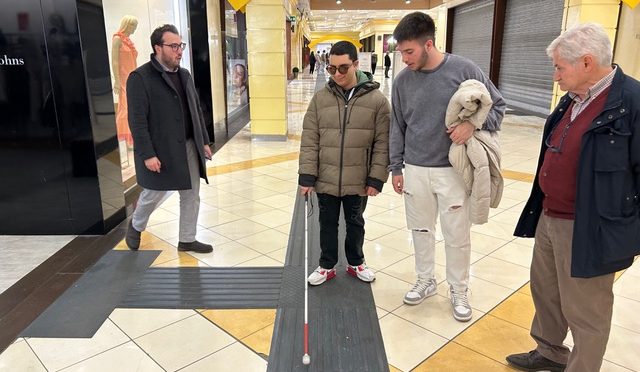 Al centro commerciale “I Portali” nasce il primo percorso per non vedenti della Calabria