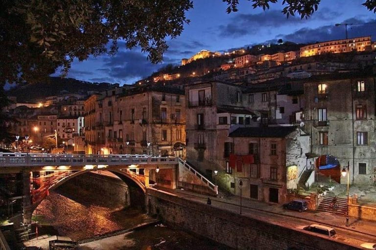 Cosenza, al via i lavori nel centro storico: ecco le modifiche alla viabilità fino al 12 ottobre