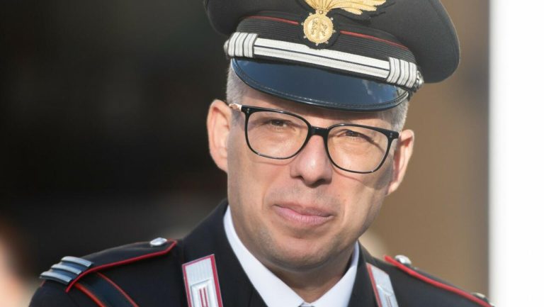 Tragedia a San Marco Argentano, il comandante dei carabinieri si suicida in caserma con la pistola di servizio
