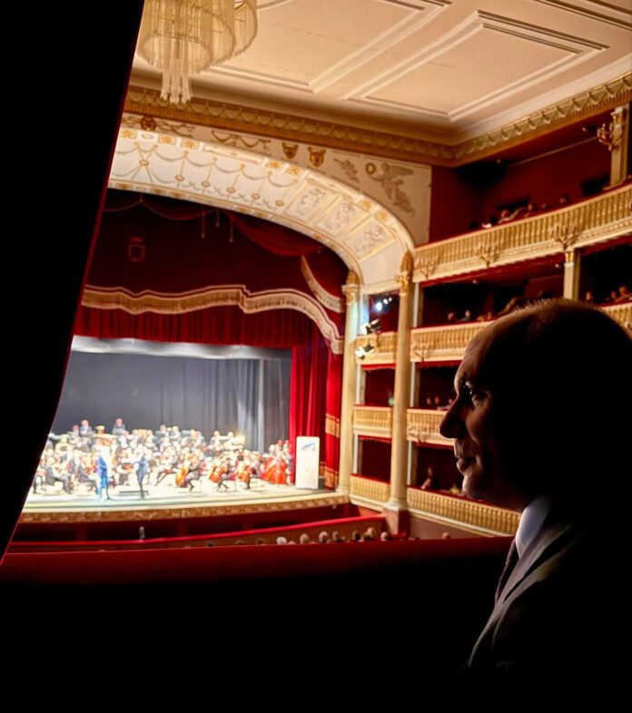 Franz Caruso a teatro